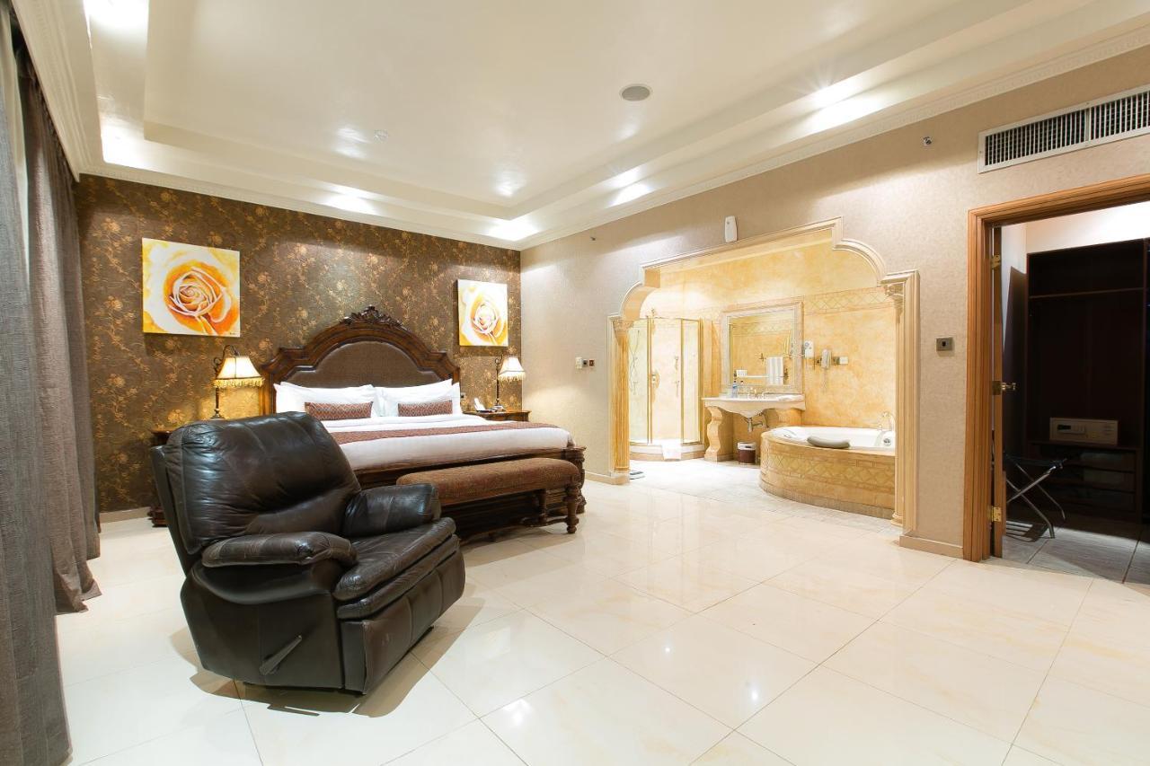 Victoria Crown Plaza Hotel Lagos Ngoại thất bức ảnh