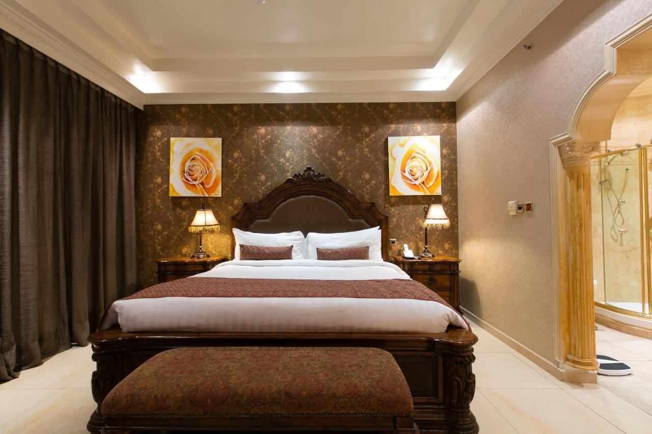 Victoria Crown Plaza Hotel Lagos Ngoại thất bức ảnh