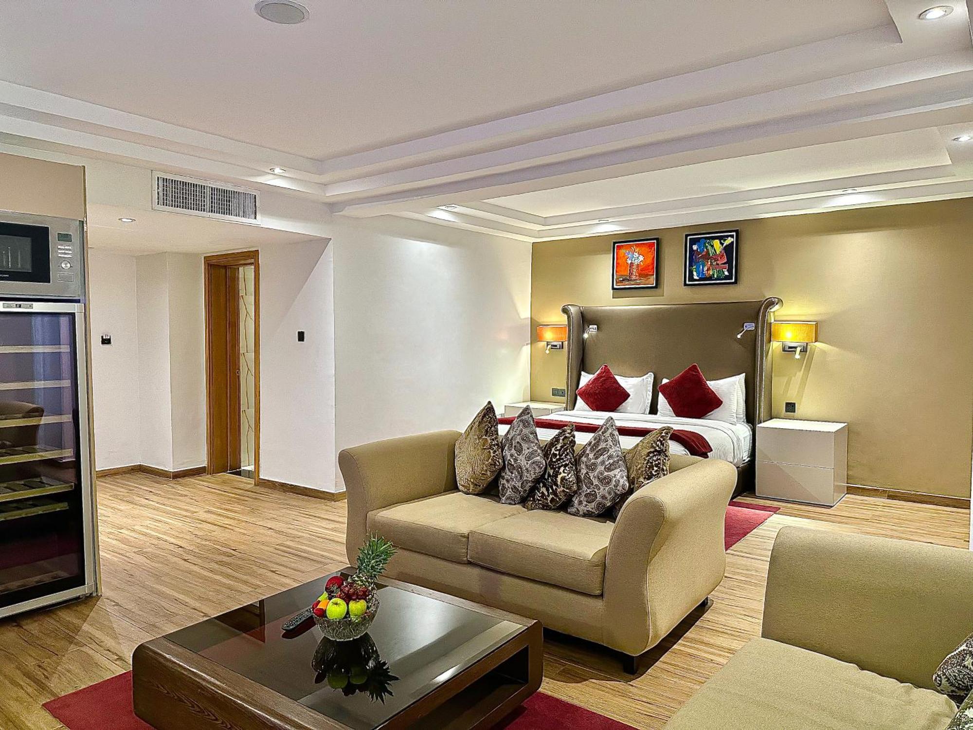 Victoria Crown Plaza Hotel Lagos Ngoại thất bức ảnh